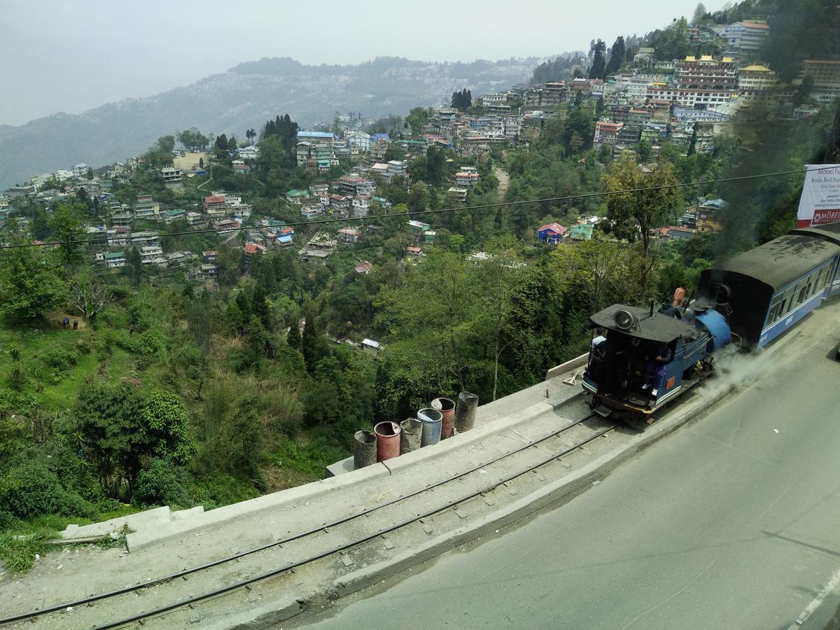 Darjeeling Hi De Stay Экстерьер фото